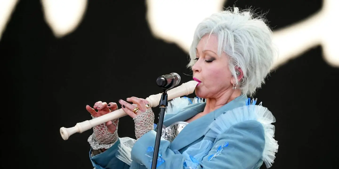 Cyndi Lauper, Blockflöte, Glastonbury, Festival