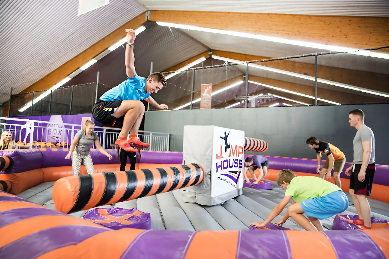 JUMP House Stellingen